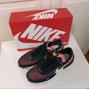 Nike Waffle One Runners